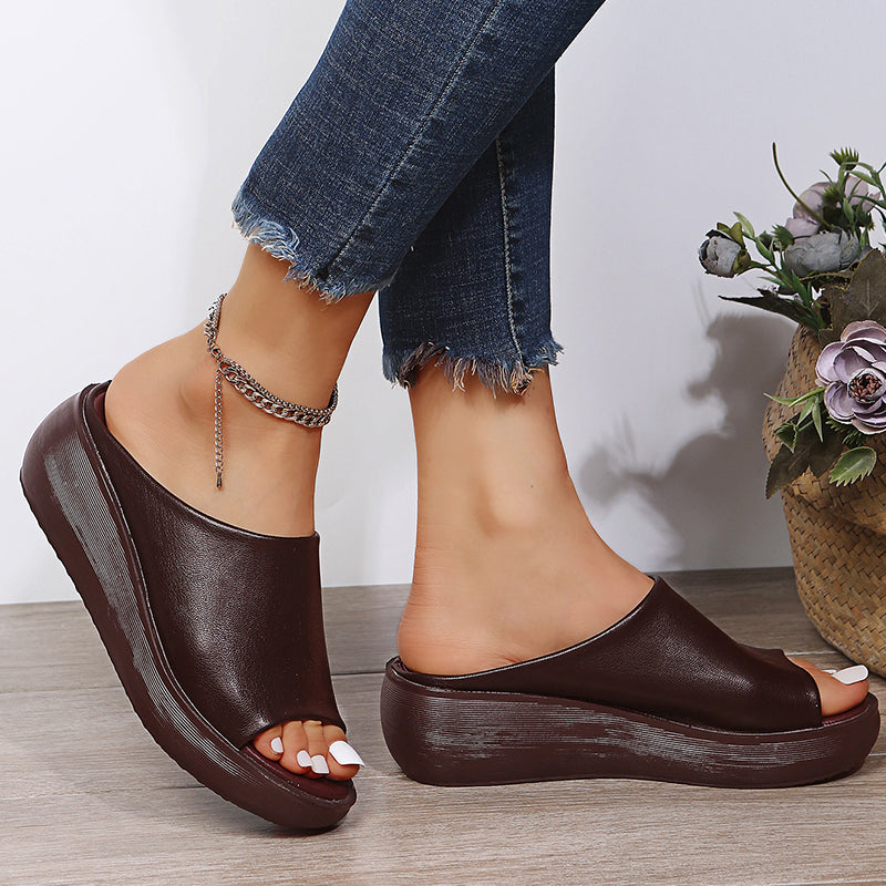 Floor | Slippers